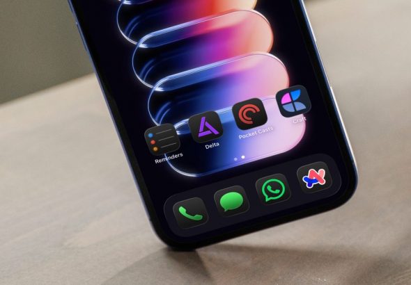 iPhone-showing-apps